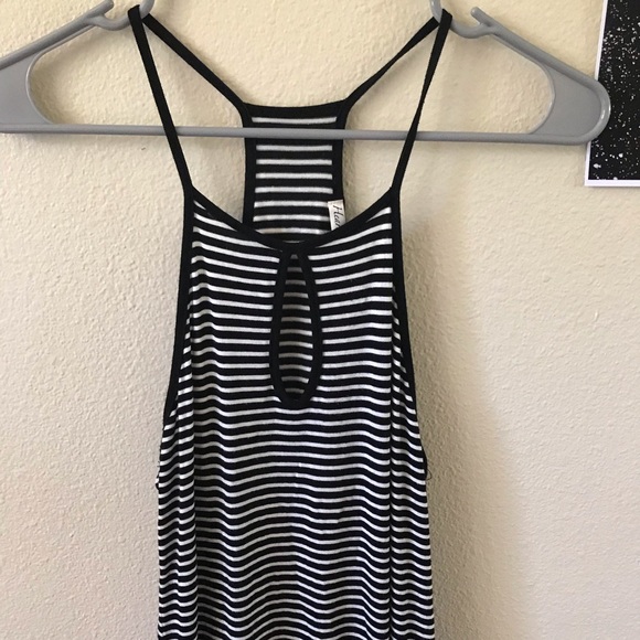 ❌SOLD❌ BLACK STRIPE MIDI DRESS - Picture 4 of 7